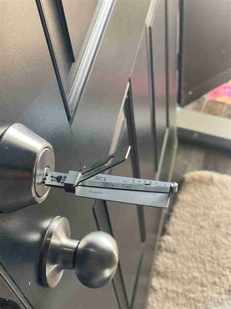 unfite lock|united locksmith near me.